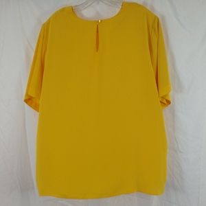 Anna Kriste / yellow short sleeve plus size top